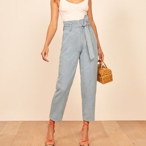 Reformation cinch jean size 26
